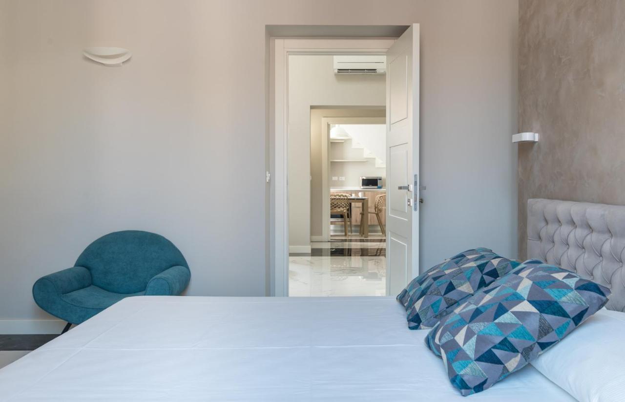 Riva Apartments By Wonderful Italy سيراكوزا الغرفة الصورة